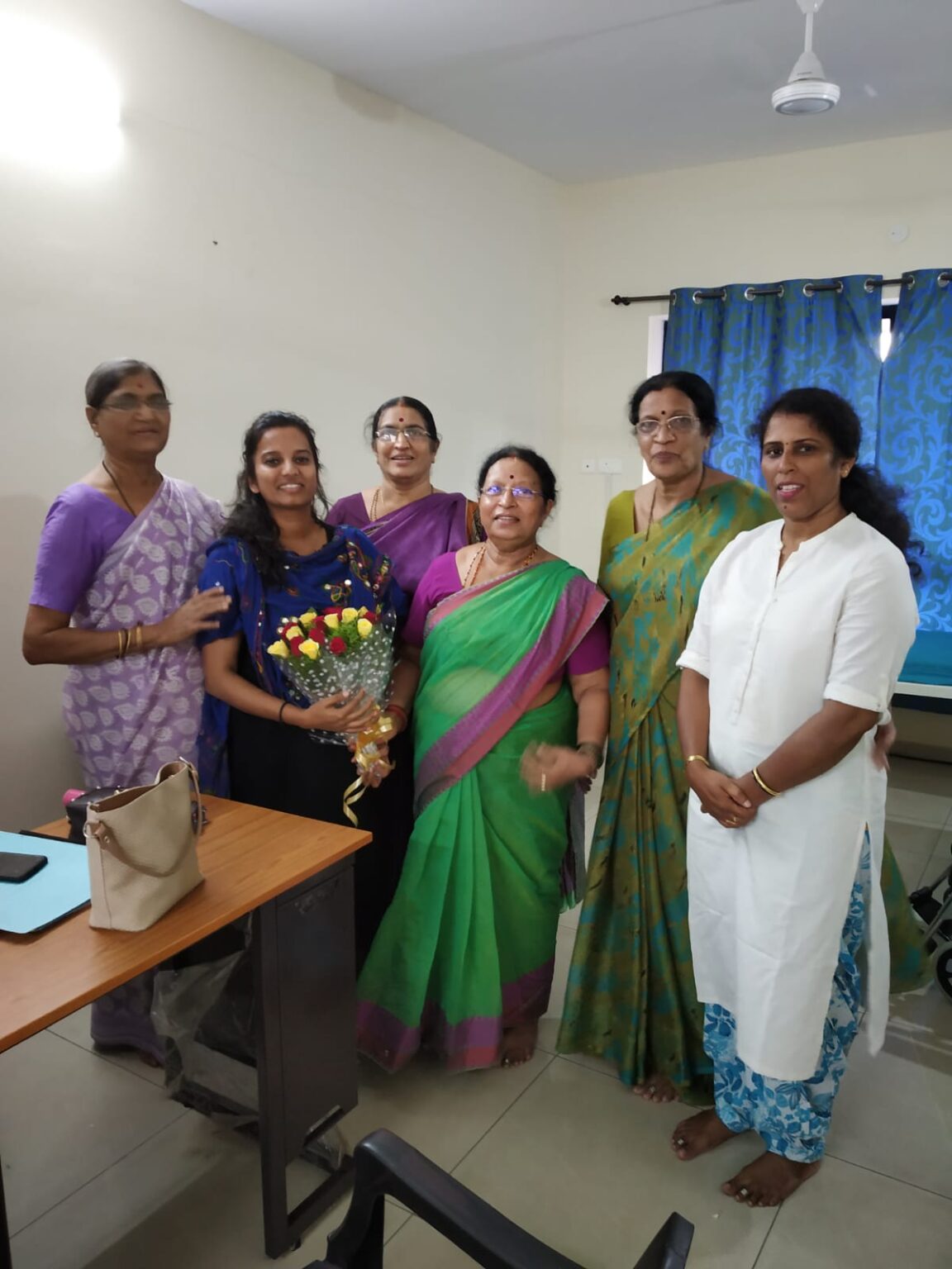 ಪಿಸೊಯೋಥೆರಪಿ ಡಾ.ಪ್ರಿಯಾಂಕ ರವರೊಂದಿಗೆ ಸಂಘದ ಅಧ್ಯಕ್ಷರು ಹಾಗೂ ಪದಾಧಿಕಾರಿಗಳು